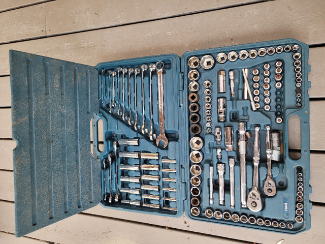 Mechanics Tool Set in Hand Tools in London