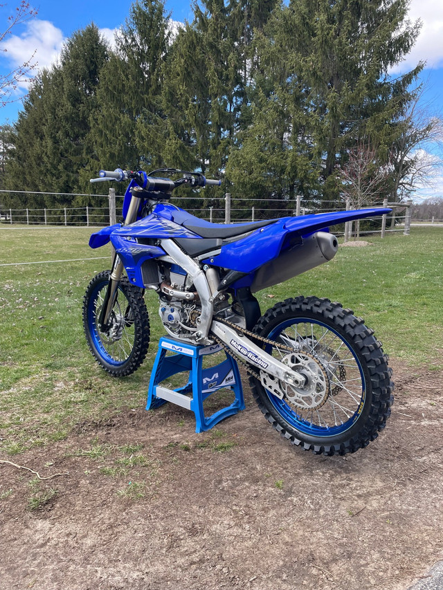 2022 yz450f  in Dirt Bikes & Motocross in Norfolk County - Image 2