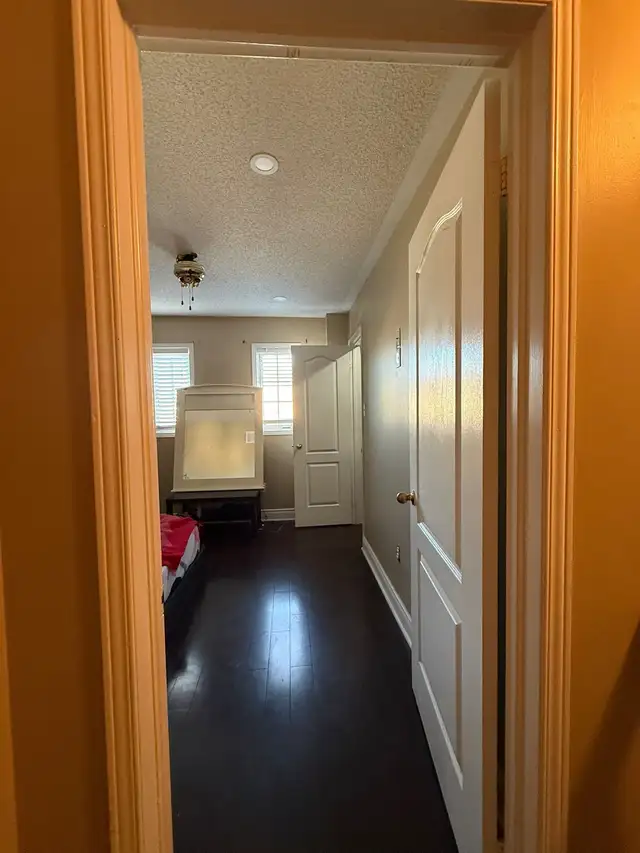 One room avaialble for 2 girls in 4 bedroom house63826905367555122