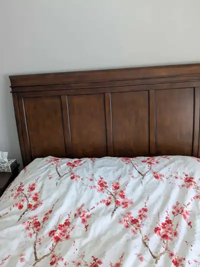 Bedroom Set, Queen Size, View more