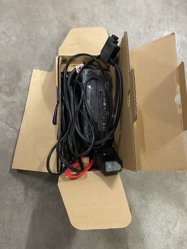 Shimano E bike charger  in eBike in Red Deer - Image 2