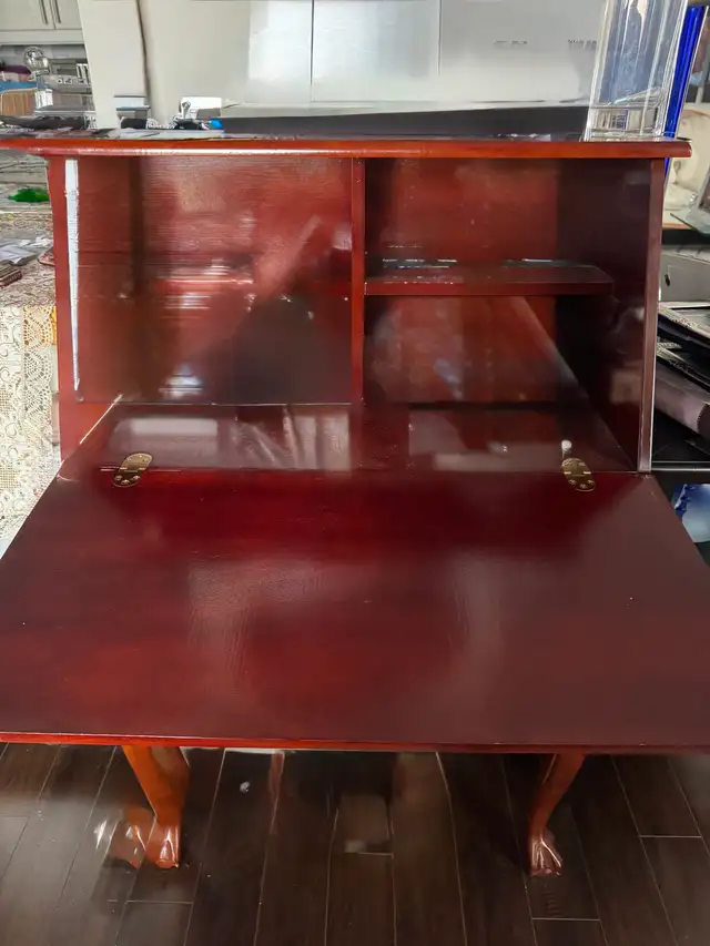 Vintage Wooden Drop Front Secretary Desk with Drawers in Desks in City of Toronto - Image 3