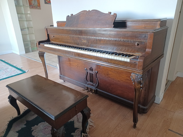 Antique piano for sale, only $100 in Pianos & Keyboards in Edmonton