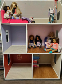 Dollhouse for American Girls