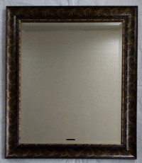 LARGE BEVELLED MIRROR IN CLASSY FRAME (29" x 25")