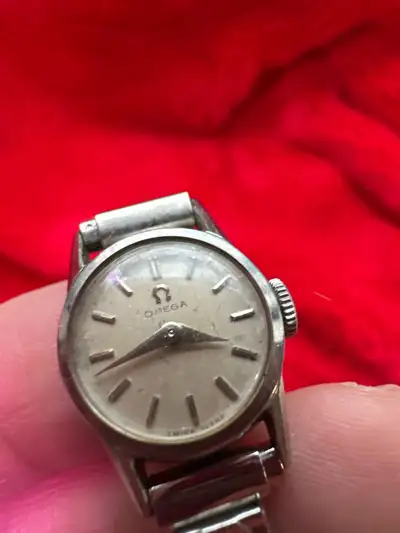Vintage Omega windup ladies watch, View more
