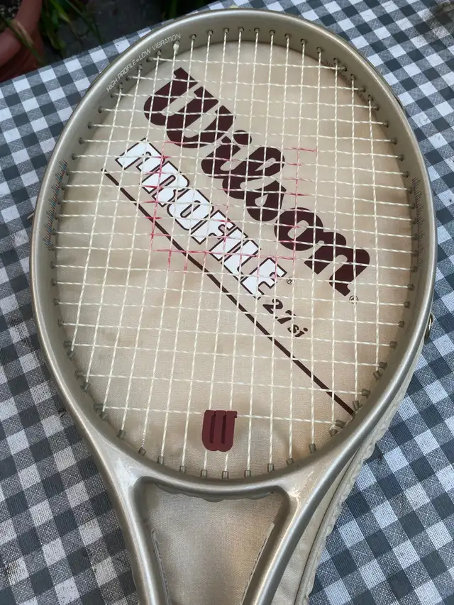 Wilson Profile Tennis Racket & bag - Swing and serve! in Tennis & Racquet in City of Toronto - Image 6