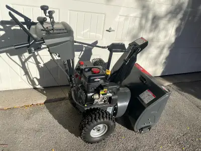 Briggs and Stratton 24”Snowblower- electric start, View more