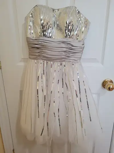 Prom/semi-formal short dress, View more