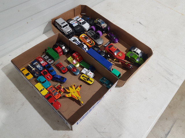 40 various toy cars and trucks in Toys & Games in Sarnia - Image 2