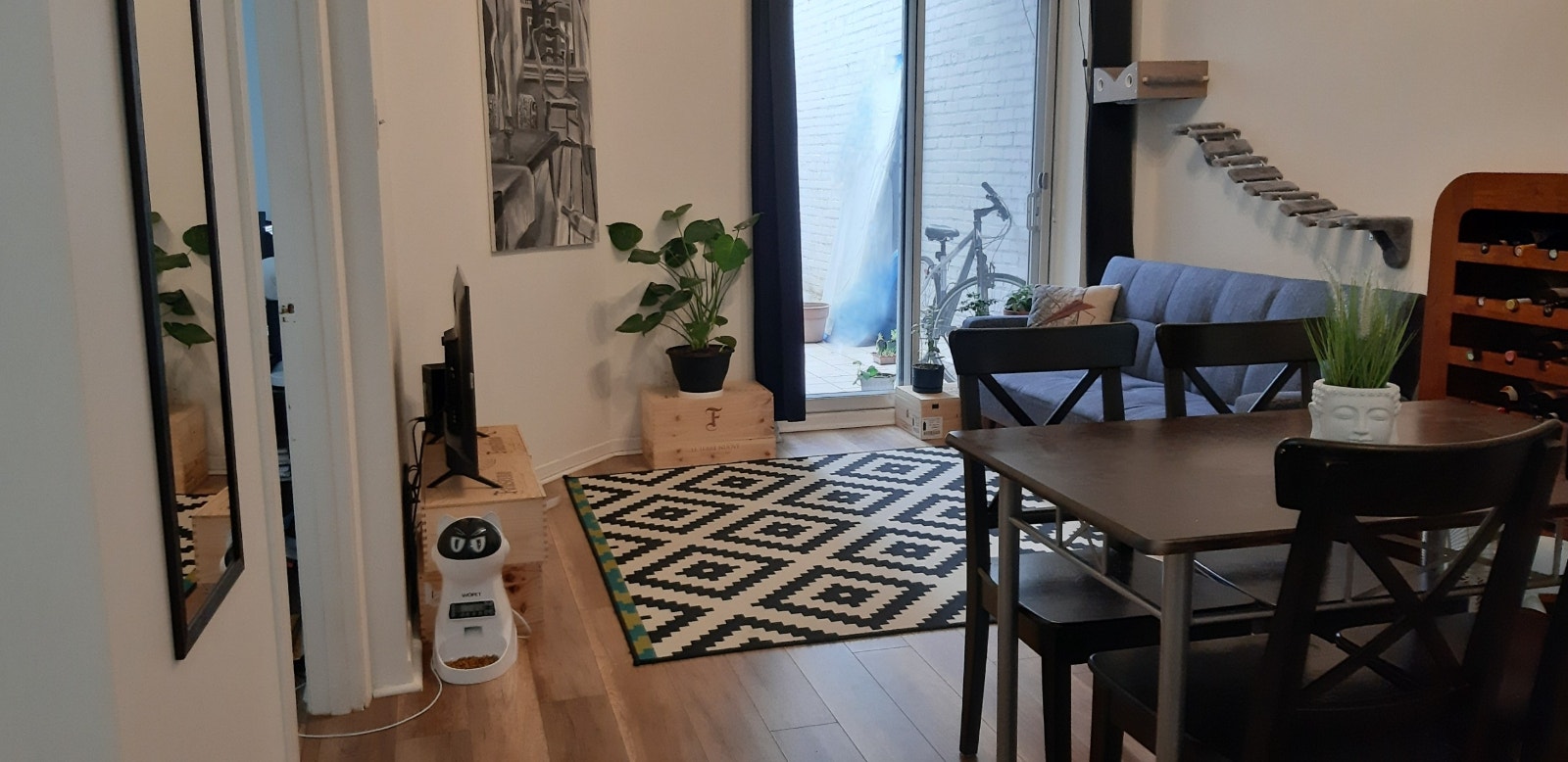 Petit havre tranquille au coeur du Mile-End — photo 1