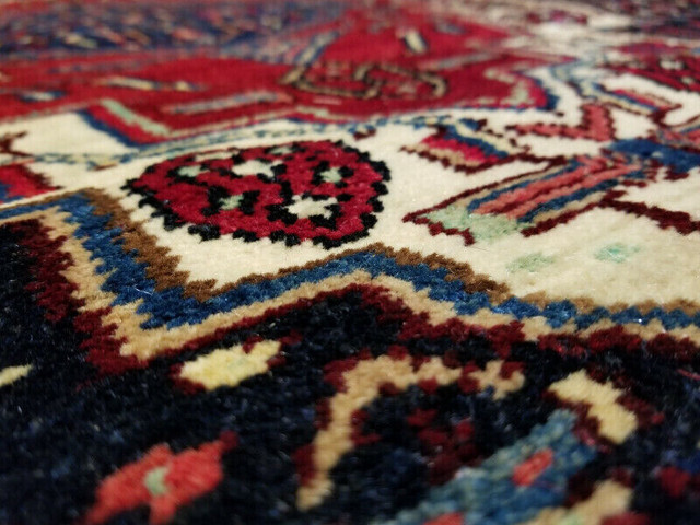 Original Hand Made Persian Wool Silk Rug Carpet 4.3'x3.8' (Iran) in Rugs, Carpets & Runners in City of Toronto - Image 4