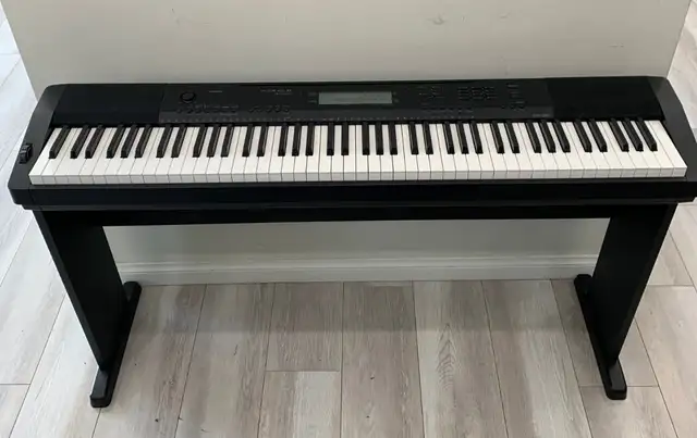 Casio Piano CDP230R & Stand , Pedal (88 Weighted Keys) in Pianos & Keyboards in City of Toronto - Image 2