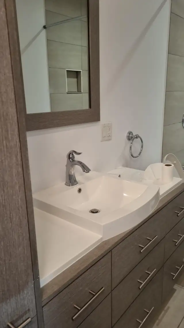 Roommates Room  rent  Montreal Chambre à louer colocation coloc in Room Rentals & Roommates in City of Montréal - Image 10