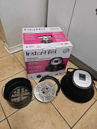 Instant pot air fryer lid for 6 quart instant pot. In great condition, used only a couple of times....