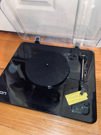 Bluetooth Record Player and Records