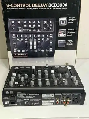 Behringer BCD3000 USB DJ Controller in Performance & DJ Equipment in Oakville / Halton Region - Image 5