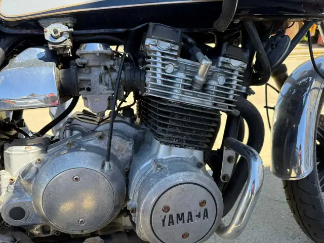 YAMAHA MOTOR BIKE in Street, Cruisers & Choppers in Edmonton - Image 4
