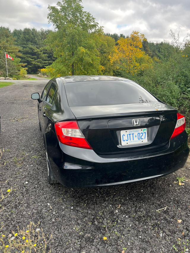 2012 Honda Civic in Cars & Trucks in Ottawa - Image 2