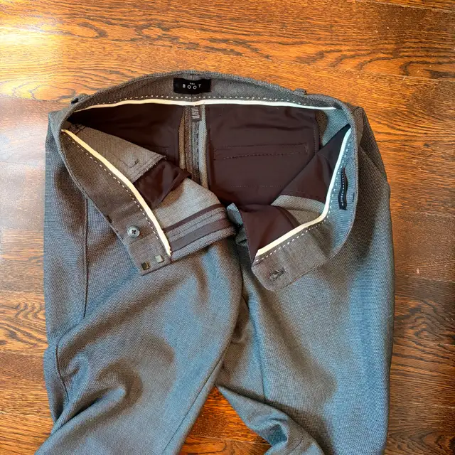 NEW White House Black Market Woman's Boot Cut Dress Pants-Size 2 in Women's - Bottoms in City of Toronto - Image 7