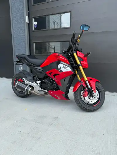 2020 Honda Grom Km:6945 Safetied Aftermarket parts 3400$ OBO Private Sale