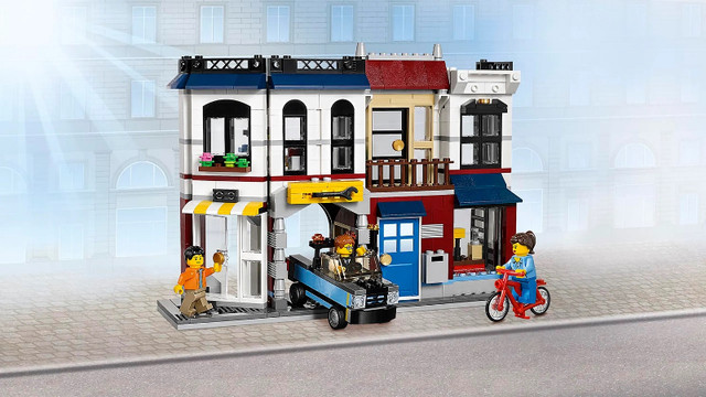 LEGO CREATOR 31026 BIKE SHOP & CAFE 3-IN-1 NEW FACTORY SEALED in Toys & Games in Edmonton - Image 3
