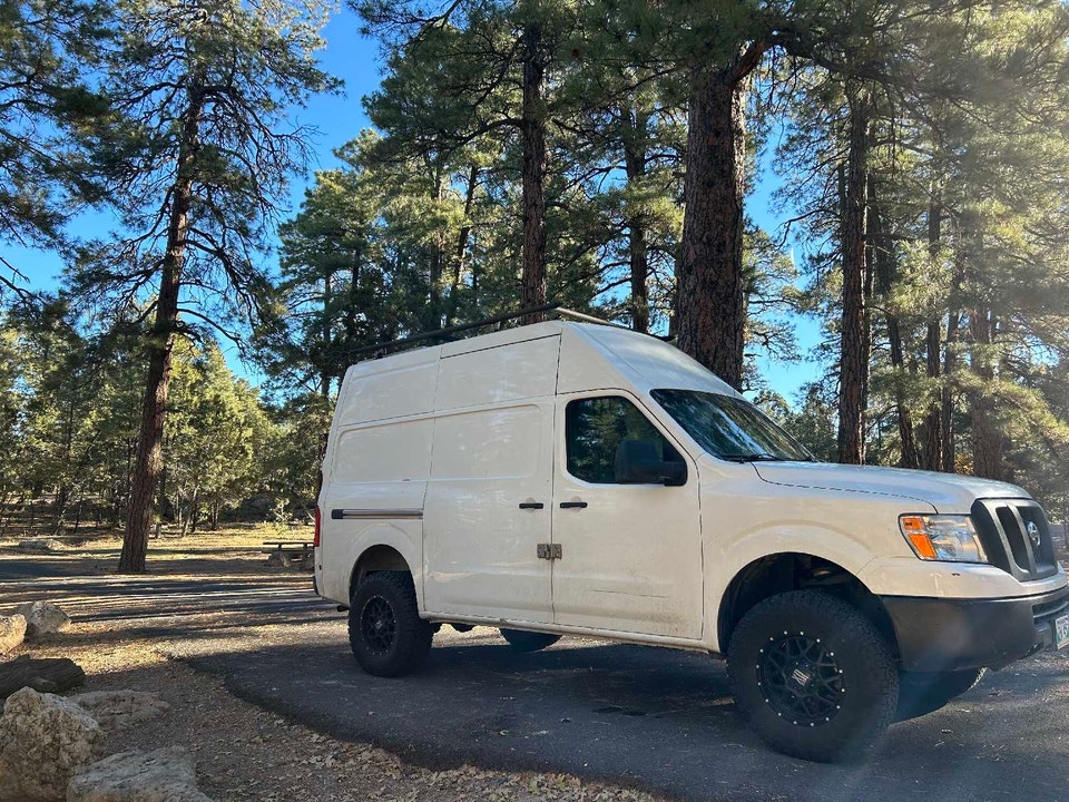 Adventure Off-Grid Lifted Camper Van – High Roof V8 | RVs & Motorhomes ...