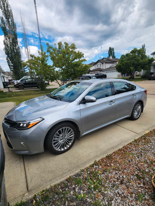 Avalon LTD..  2018 low mileage, no GST in Cars & Trucks in Edmonton - Image 2