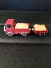 THOMAS AND FRIENDS LORRY & TENDER DIECAST