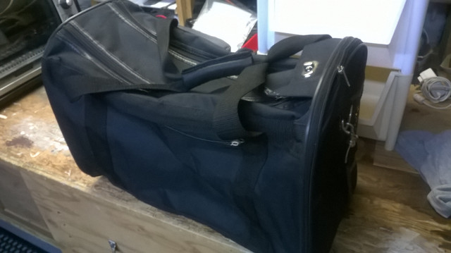 Sac transport pour petit chien ou chat dans Accessoires  à Trois-Rivières
