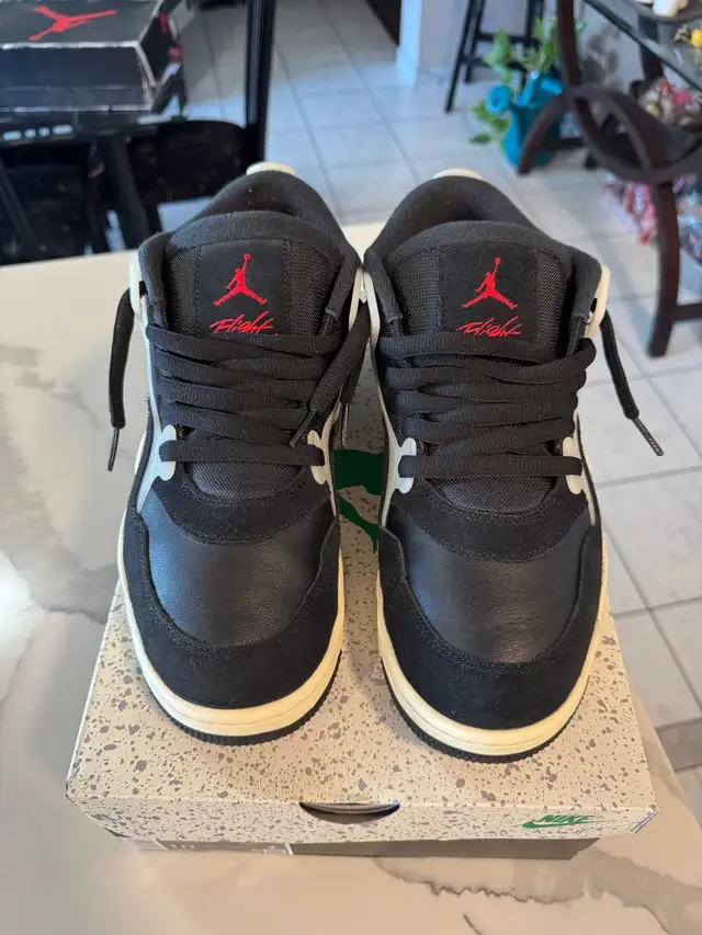 Air Jordan 4 RM Black/Sail - Size 10M in Men's Shoes in City of Toronto - Image 6
