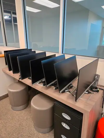 Upgrade your setup with reliable and affordable 24" monitors! All monitors are in excellent working...