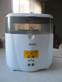 Almost brand new : Dr. Brown's Electric Steam Sterilizer