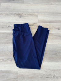 Woman’s navy leggings (size medium) 