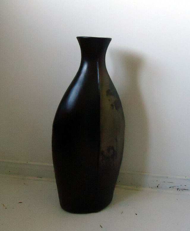 FLOOR VASE URN chunky TALL THICK plaster 34" in Home Décor & Accents in Mississauga / Peel Region - Image 2