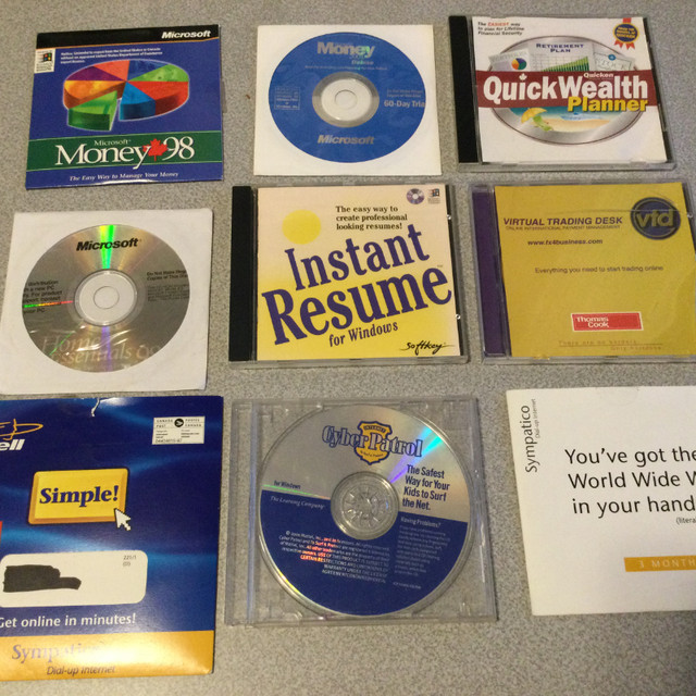 Vintage Computer CD's Financial Investment Money Internet Resume in Software in Oshawa / Durham Region