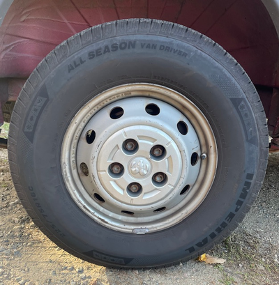Imperial Van Tires. 225/75/16C. Used tires in excellent condition. Approximately 10,000 KM of wear o...