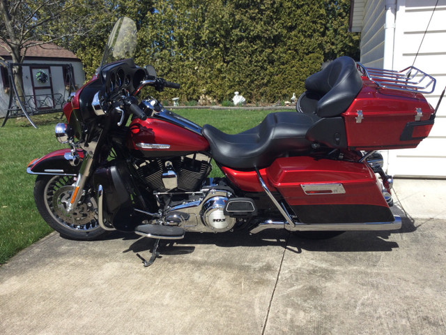2012 Harley Davidson ULTRA LIMITED in Street, Cruisers & Choppers in St. Catharines - Image 3