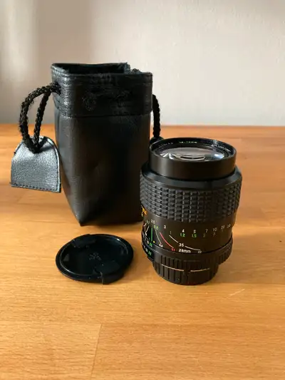 Objectif de caméra (28 - 70 mm)