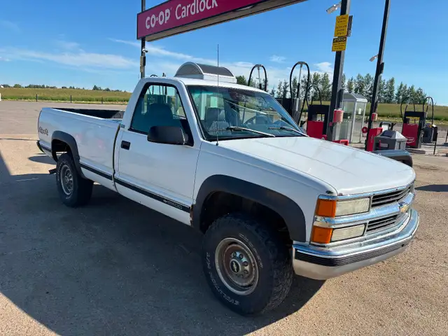 1996 Chevy K2500 5spd std509452441387028481