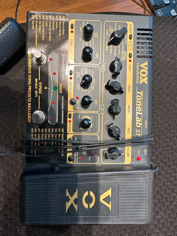 Vox ToneLab ST Multi-Effects Pedal with Expression Pedal and USB dans Amplificateurs et pédales  à Ouest de l’Île - Image 2