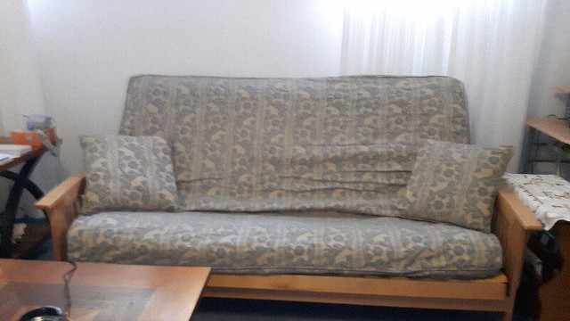 Futon cover in Couches & Futons in City of Toronto - Image 2