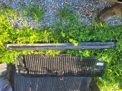 In good shape come get it 100 bucks should fit 2007 to 2012