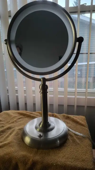 STANDARD/ MAGNIFYING MAKEUP MIRROR  (ESTATE), View more