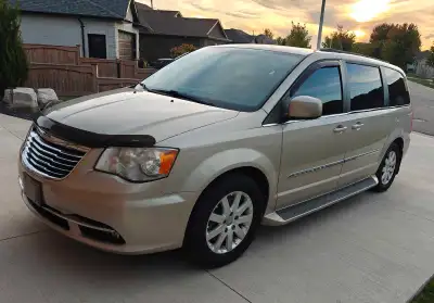 2013 Chrysler Town & Country in excellent running condition! Only two owners. Very clean and meticul...
