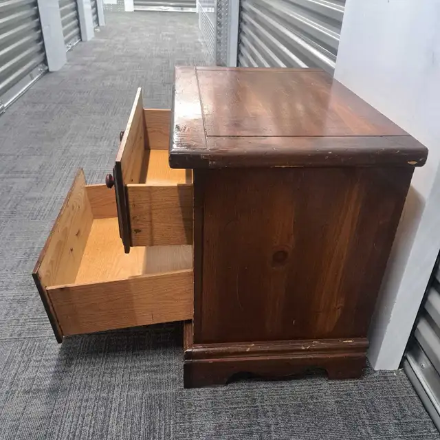 two Wood  2drawer nightstands/side table in Dressers & Wardrobes in City of Toronto - Image 4