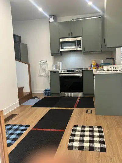 One bedroom in Two bedrooms apartment