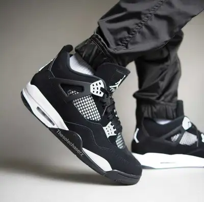 New Men's Sz 11 Jordan 4 White Thunder Shoes $500, View more