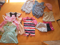 Lot de vêtements bébé fille 12-18 et 18 mois (été)