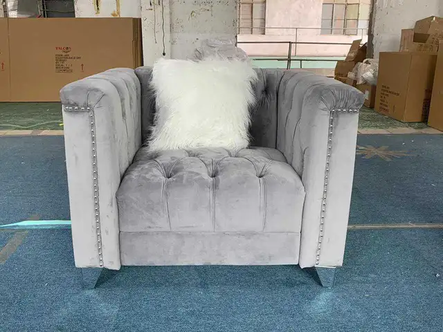 Grey Velvet Sofa Set in Multi-item in Markham / York Region - Image 4
